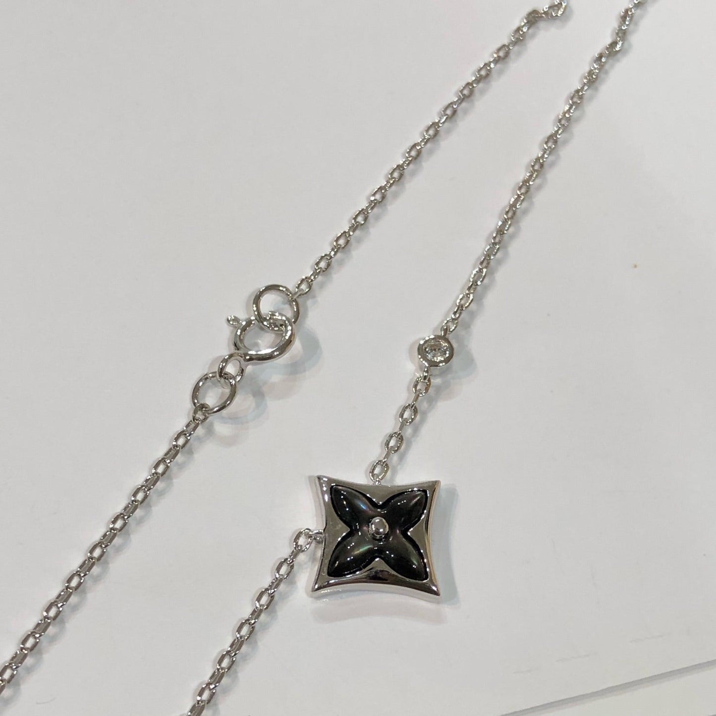 [Clover Jewelry]STAR BLACK MOP NECKLACE