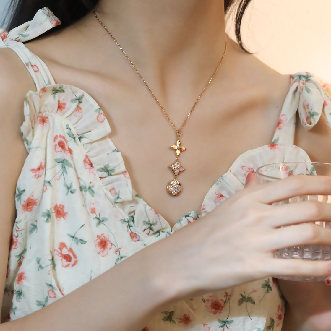[Clover Jewelry]STAR AND SUN DIAMOND PINK GOLD NECKLACE
