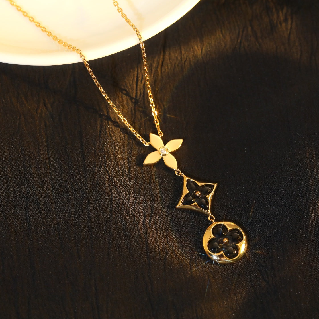 [Clover Jewelry]STAR AND SUN ONYX PINK GOLD NECKLACE