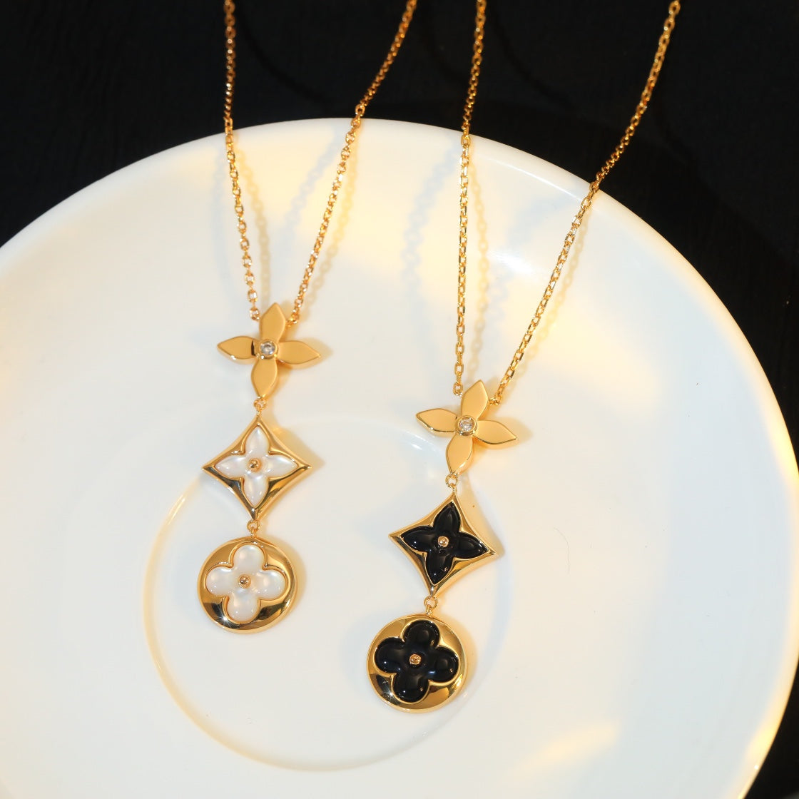 [Clover Jewelry]STAR AND SUN ONYX PINK GOLD NECKLACE