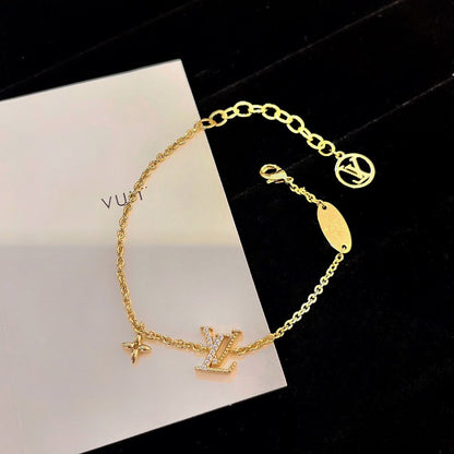 [Clover Jewelry]LOGO STAR MOTIF GOLD BRACELET