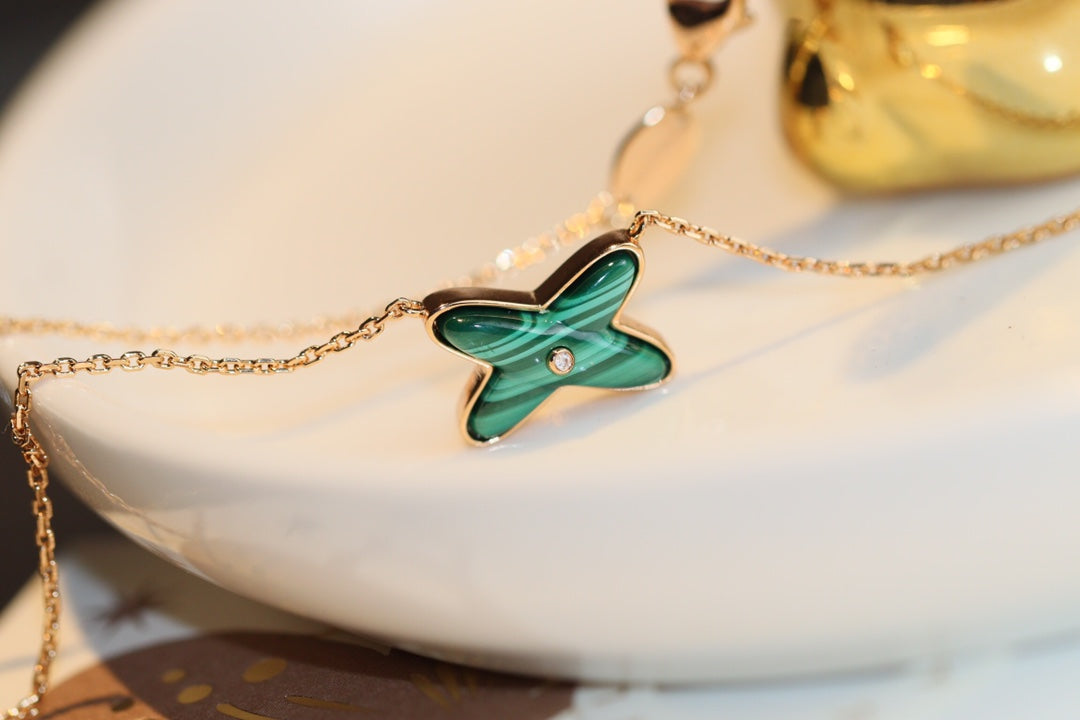 [Clover Jewelry]JEUX MALACHITE 1 DIAMOND PINK GOLD NECKLACE