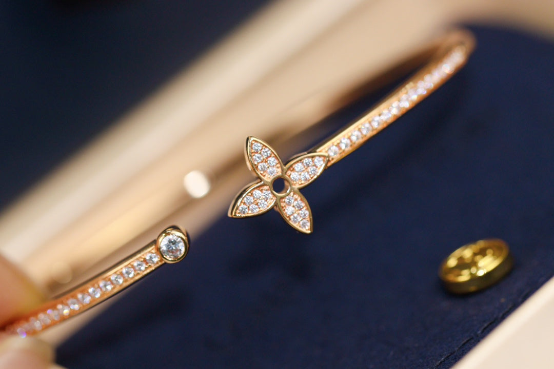 [Clover Jewelry]IDYLLE PINK GOLD OPEN BRACELET DIAMOND PAVED