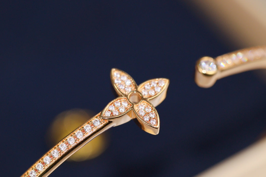 [Clover Jewelry]IDYLLE PINK GOLD OPEN BRACELET DIAMOND PAVED