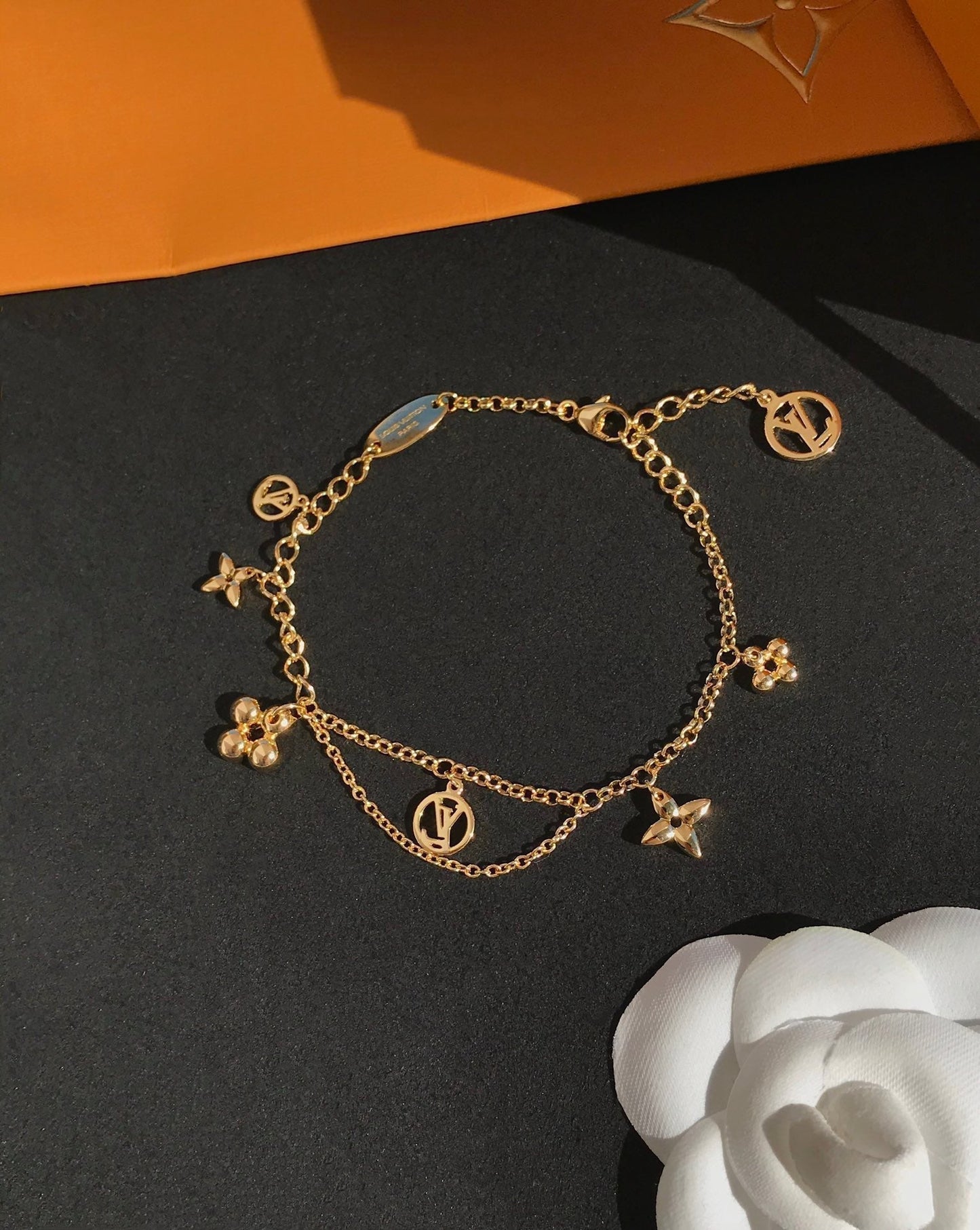 [Clover Jewelry]BLOOMING PINK GOLD MOP BRACELET
