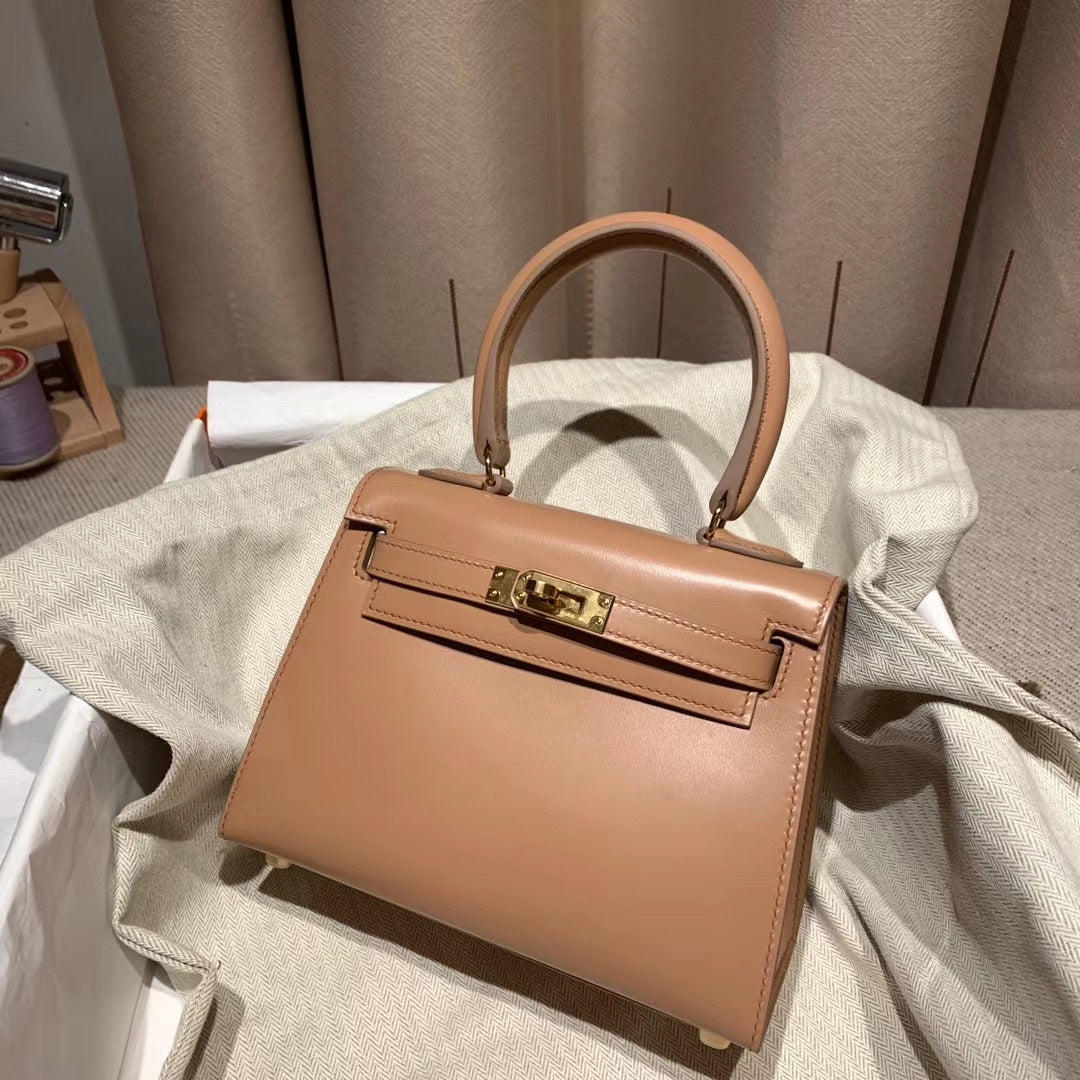 KELLY MINI 20 BAG IN CORAL PINK SMOOTH CALFSKIN WITH GOLD HARDWARE (MADE-TO-ODER)