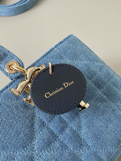 MEDIUM D-JOY BAG 26 IN LIGHT BLUE MACROCANNAGE DENIM