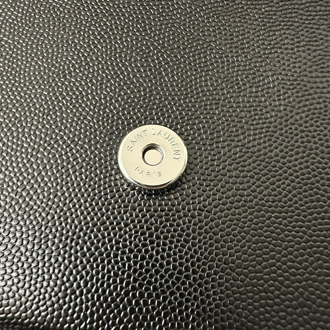 KATE 20 SMALL IN CALFSKIN BLACK WITH SILVER LOGO