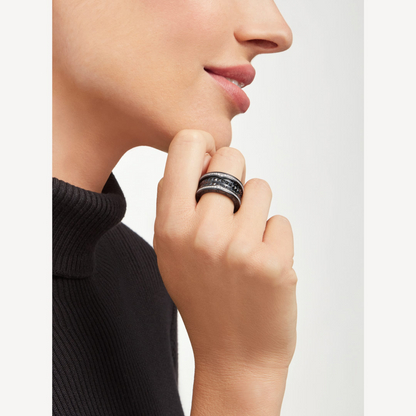 [Clover Jewelry]ZERO 1 ROCK FOUR-BAND BLACK CERAMIC WITH STUDDED SPIRAL AND PAVED DIAMONDS RING