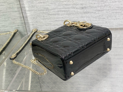 MINI 17 LADY BAG IN BLACK PATENT CALFSKIN
