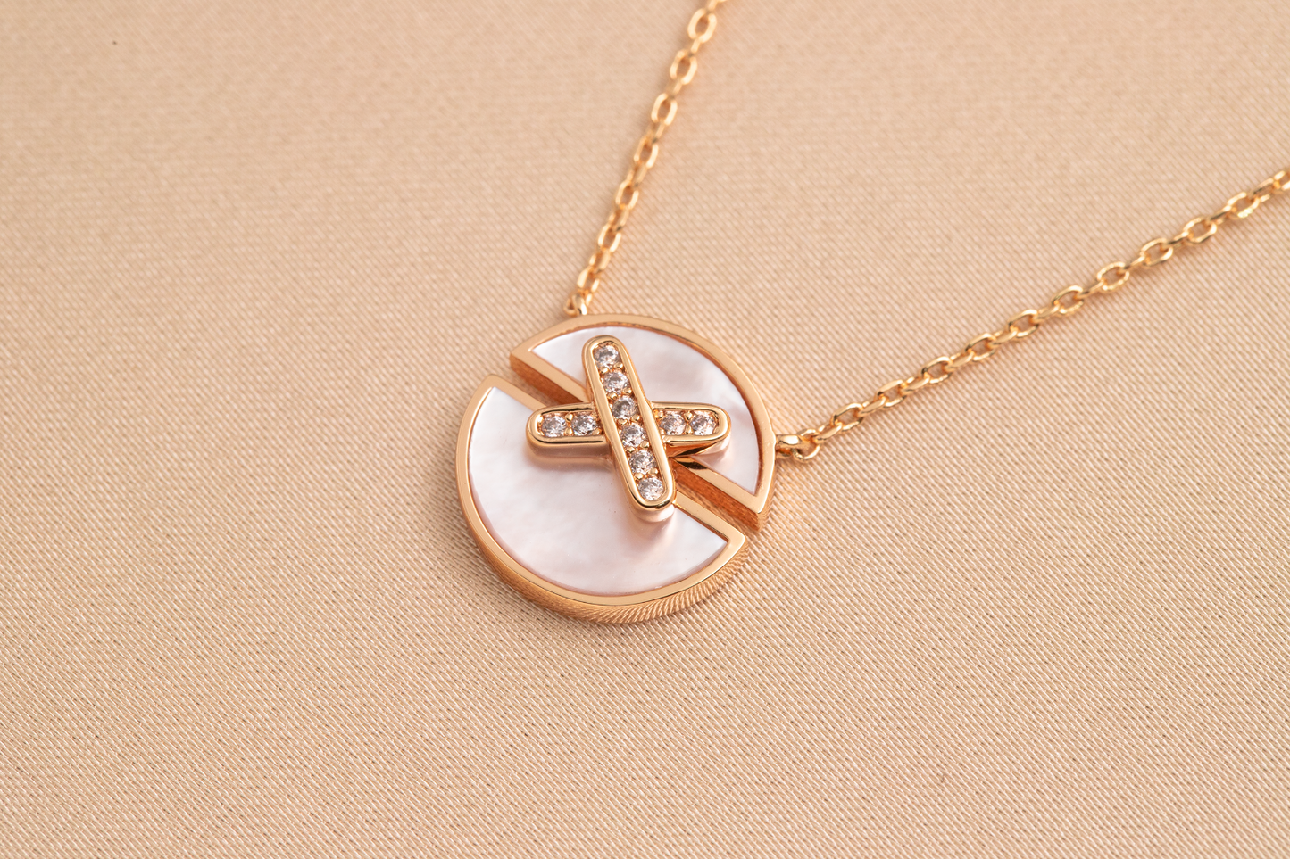 [Clover Jewelry]JEUX DE PINK GOLD DIAMOND NECKLACE