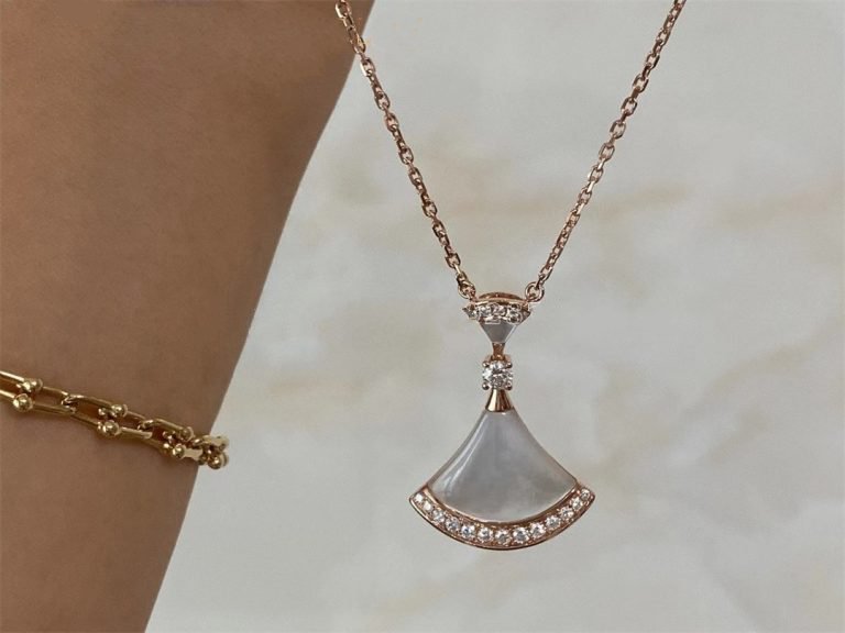 [Clover Jewelry]DREAM NECKLACE MOP PINK GOLD DIAMOND