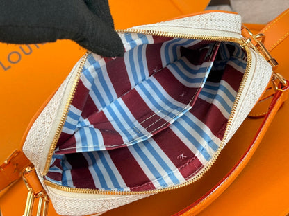 LV 25S NIL BAG 98MM IN WHITE MONOGRAM CANVAS AND CALFSKIN GOLD HARDWARE