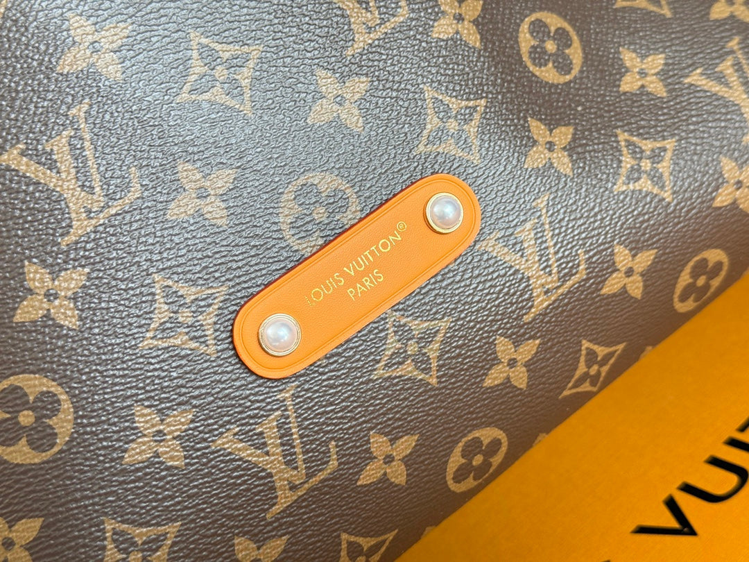 LV 25S METIS BAG 48 IN BROWN MONOGRAM CANVAS GOLD HARDWARE