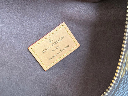 LV 25S SIDE TRUNK 24 IN BROWN MONOGRAM CANVAS LEATHER TRIM GOLD HARDWARE