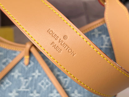 LV 25S CARRYALL 29 IN LIGHT BLUE DENIM MONOGRAM LEATHER TRIM