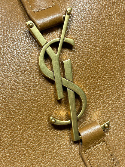 LE 5 À 7 LARGE SUPPLE BAG 31 IN TORTILLA BROWN CALFSKIN