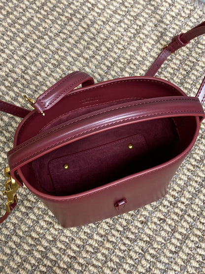 LE 37 MINI BUCKET BAG 15 IN BURGUNDY RED CALFSKIN GOLD HARDWARE