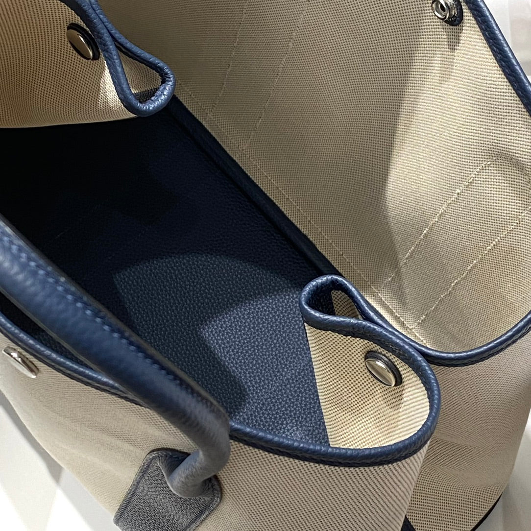 GARDEN PARTY 36 IN NAVY CREAM TOILE H CANVAS BLUE MARINE CALFSKIN ABSTRACT BEAR FACE PRINT