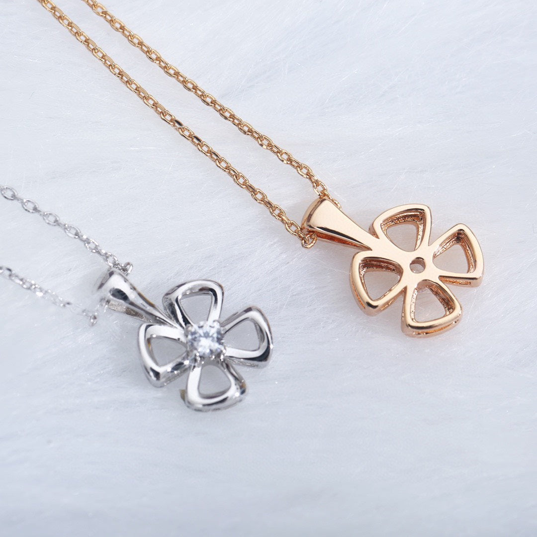 [Clover Jewelry]FIOREVER NECKLACE DIAMOND CENTER